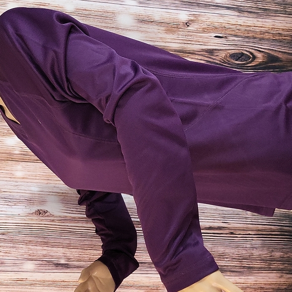 NWOT Champion Women's Long Sleeve Double Dry Tees Size S - Picture 6 of 10